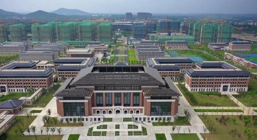 加速建设"教育名城" 打造百万人口新城